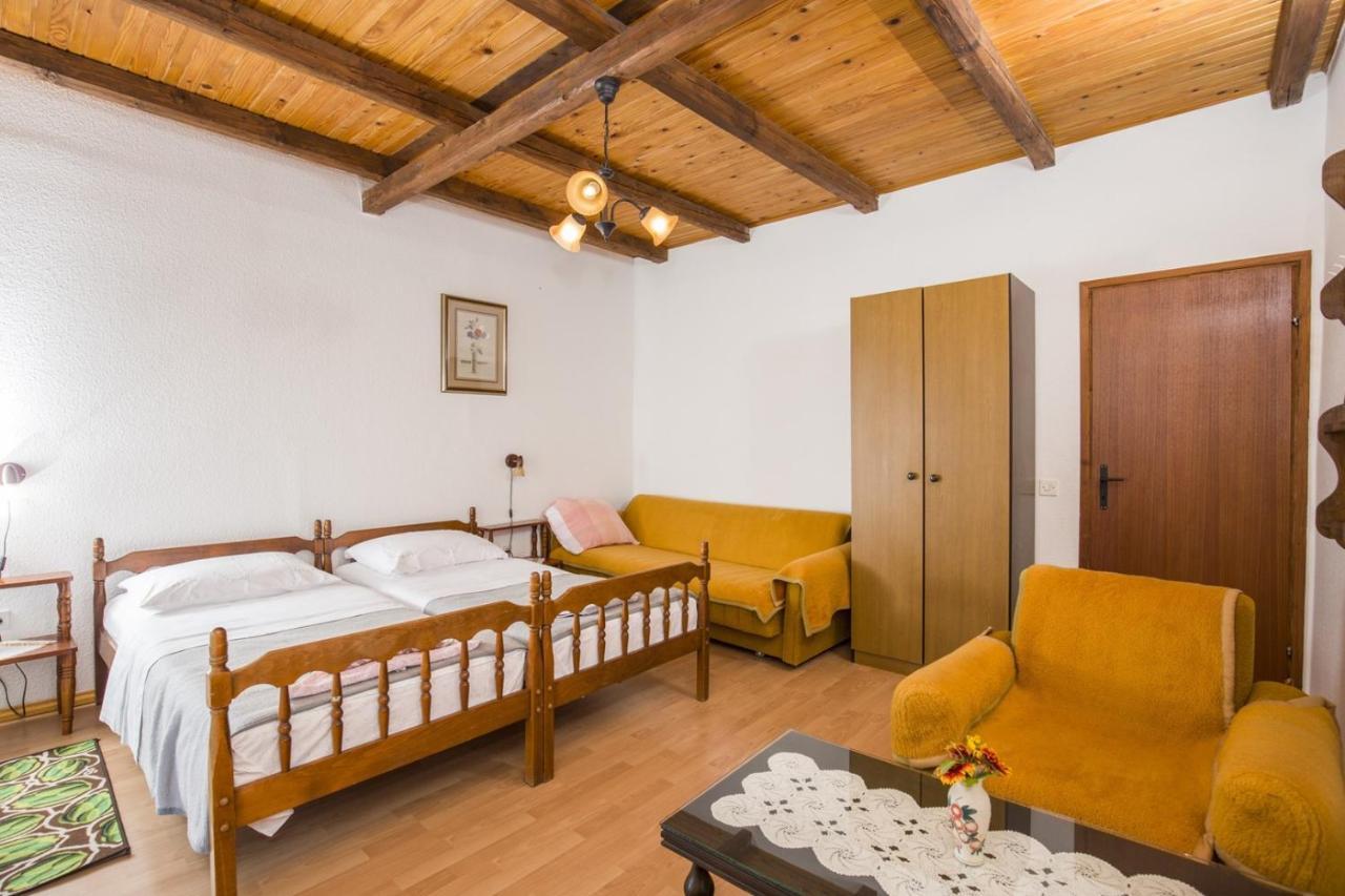 Apartment Vili Pinezići المظهر الخارجي الصورة